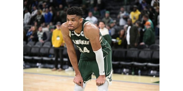 Giannis Antetokounmpo will nächstes Jahr über eine Vertragsverlängerung sprechen